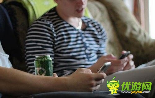磚家又來(lái)了：長(zhǎng)期玩手機(jī)會(huì)減少壽命？真的假的