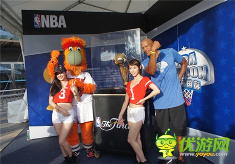 下一個(gè)是誰?羅恩?哈珀親臨《NBA夢之隊(duì)》展臺