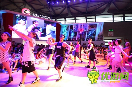 2014CJ盛大游戲：放肆青春，舞動(dòng)起來